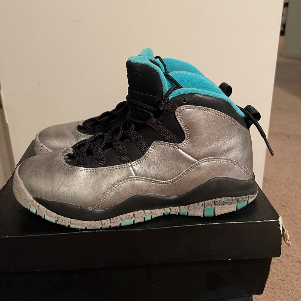 Air Jordan 10 Retro 'Lady Liberty'